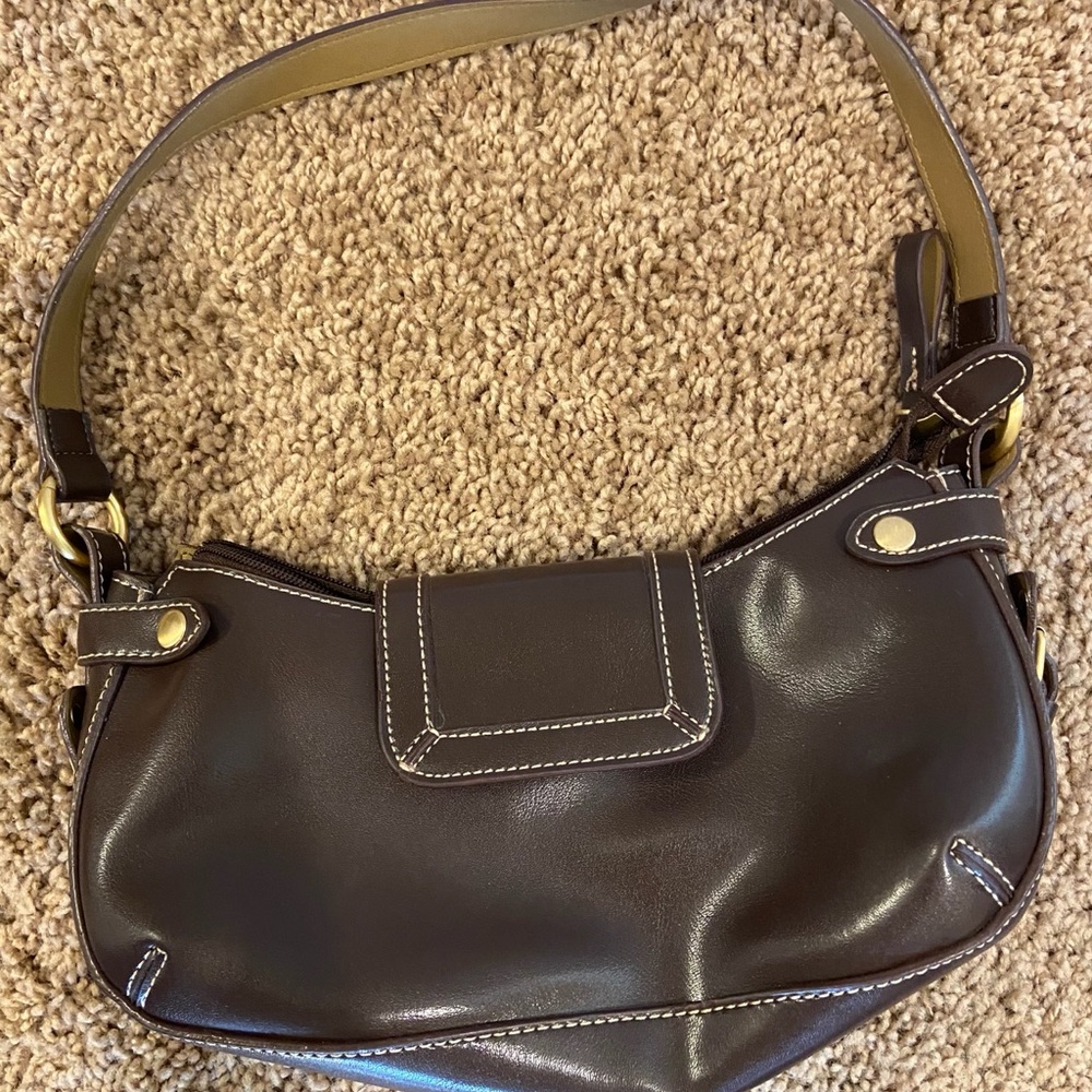 8 purses! - Picture 3 of 8